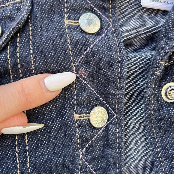 **LAST CHANCE!! Guess Baby Snap Up Faux Denim Jacket 6-9 Months - Picture 6 of 7